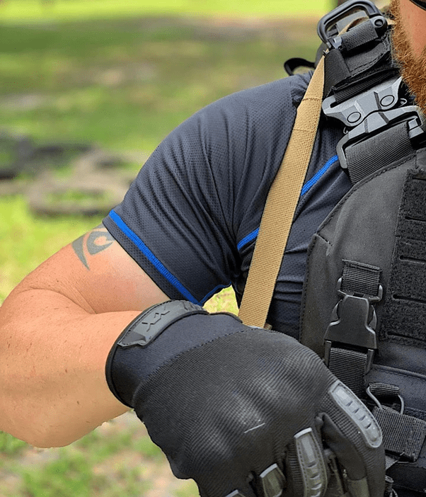 Molle Shop Australia 221B Tactical Commander Glove - Hard Knuckle Protection - Full Dexterity - Level 5 Cut Resistant 221B Tactical Commander Glove - Hard Knuckle Protection - Full Dexterity - Level 5 Cut Resistant